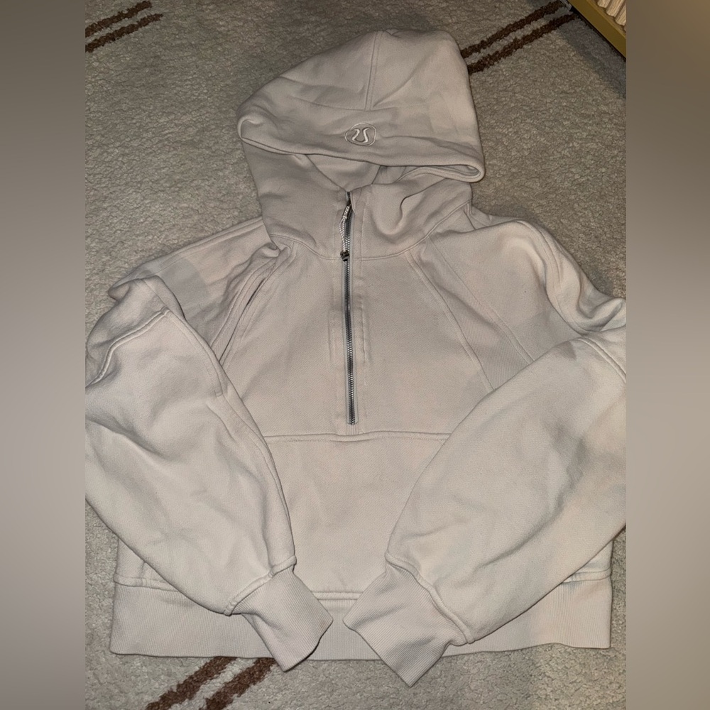 Lululemon Scuba - White Opal (Cream) size XS/S